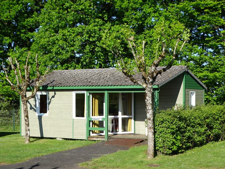 Camping Saint Mamet la Salvetat